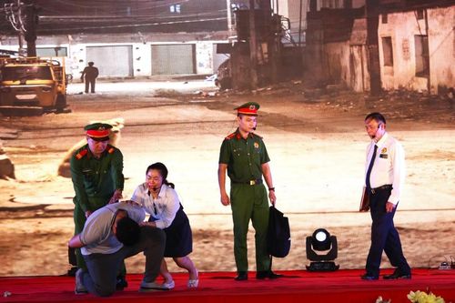 Sân khấu hóa hội thi tuyên truyền phòng, chống ma túy tại phố đi bộ hồ Hoàn Kiếm