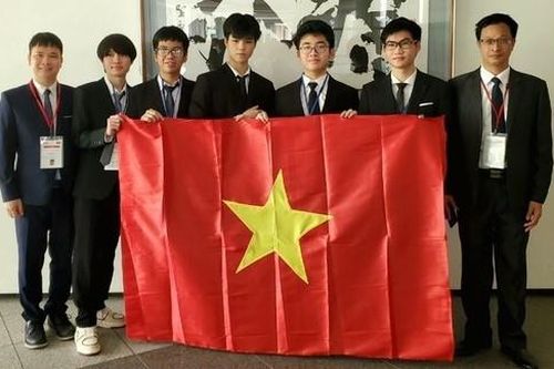 9 học sinh đạt thành tích quốc tế được Thủ tướng tặng Bằng khen