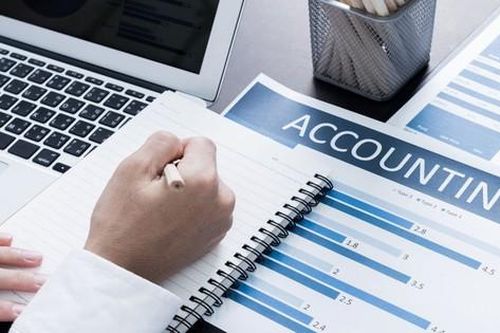 Có được hành nghề kế toán trong thời gian hưởng án treo?