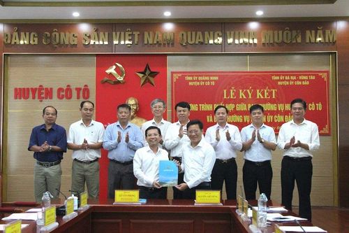 Cô Tô và Côn Đảo ký kết phối hợp phát triển kinh tế và bảo đảm quốc phòng an ninh biển đảo