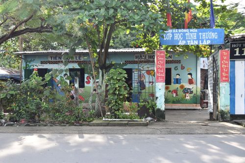 Lớp học không có tiếng gọi… thầy