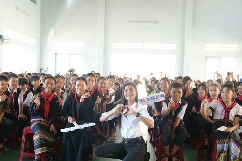 Chương trình 'Chia sẻ yêu thương cùng thầy cô năm 2023': Góp tiếng nói giữ gìn đạo học Việt