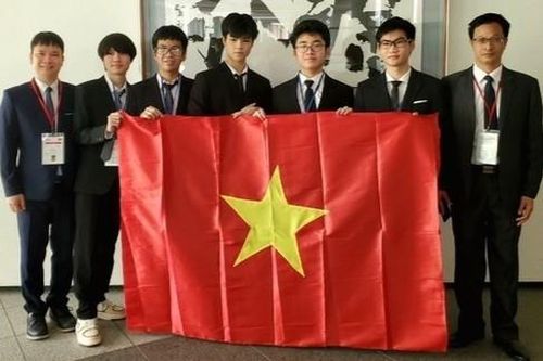 9 học sinh xuất sắc năm 2023 được tặng Bằng khen của Thủ tướng