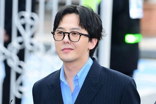 G-Dragon (Big Bang) test nhanh âm tính, sẵn sàng nộp điện thoại để phục vụ điều tra