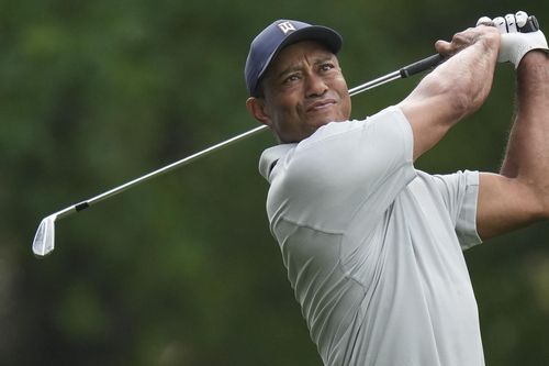 Tiger Woods: Từ golf thật đến golf ảo
