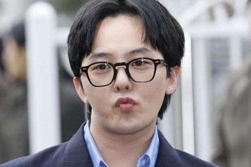Thái độ của G-Dragon sau 4 tiếng bị cảnh sát thẩm vấn gây chú ý