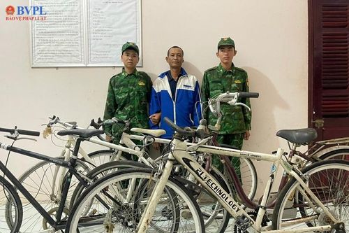 Vận chuyển hàng lậu qua biên giới để lấy tiền công bèo bọt