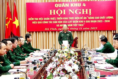 Trung tướng Trần Võ Dũng kiểm tra công tác dân vận ở Hà Tĩnh