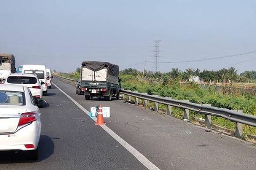 Dịch vụ cứu hộ xe ô tô Hà Nội an toàn, chất lượng, xuyên ngày đêm
