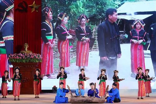 Đặc sắc văn hóa các dân tộc ít người