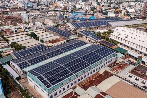 Doanh nghiệp bất động sản 'bung hàng', thị trường phục hồi chậm, chắc