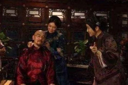 Để giải quyết nhu cầu sinh lý, đàn ông thời xưa đã phát minh ra một loại phòng the