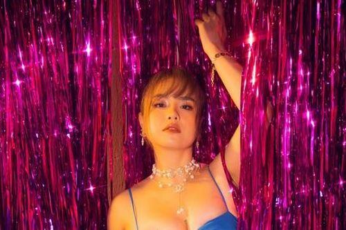 Ca sĩ Thái Trinh: 'Tôi chưa bao giờ ngại làm nền cho 29 chị Đẹp còn lại'