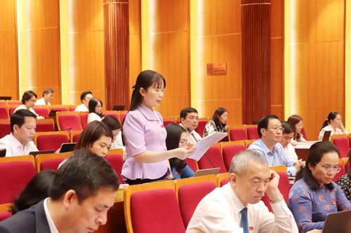Tiếp thêm động lực cho giáo dục vùng sâu, vùng xa