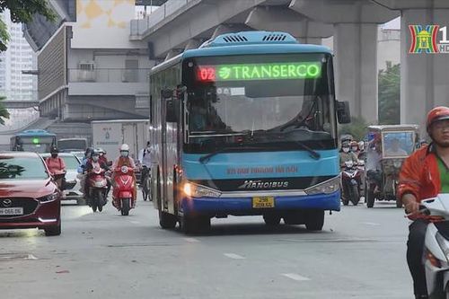 Hà Nội ưu tiên chuyển đổi năng lượng xanh các tuyến bus