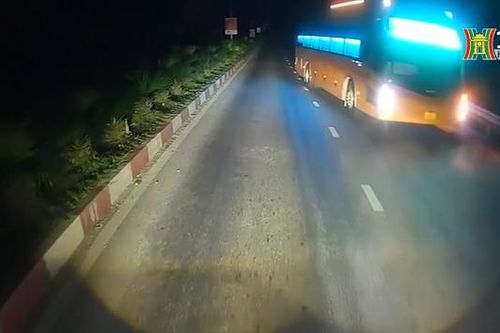 Xe khách đi ngược chiều tiềm ẩn mất ATGT