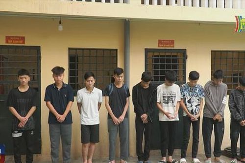 Báo động thanh niên gây rối trật tự công cộng