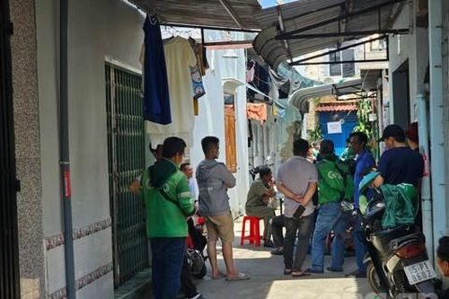 Phát hiện tài xế xe ôm công nghệ nằm chết trên ghế bố trong phòng trọ