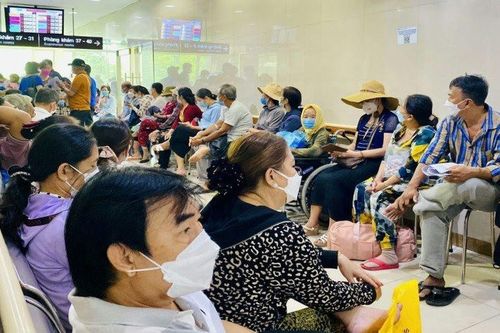 Tăng chất lượng khám chữa bệnh tuyến cơ sở để giảm tải tuyến cuối