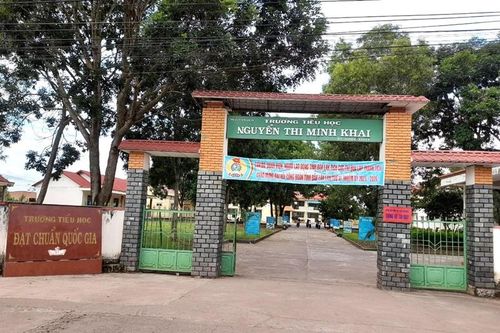 Một trường tiểu học không nhận quà của phụ huynh và học sinh nhân ngày 20/11