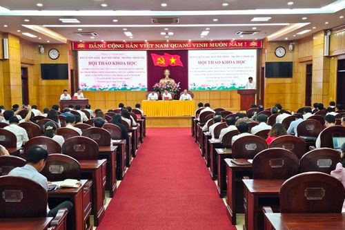 Tạo chuyển biến trong đấu tranh phòng, chống tham nhũng, tiêu cực từ tỉnh đến cơ sở
