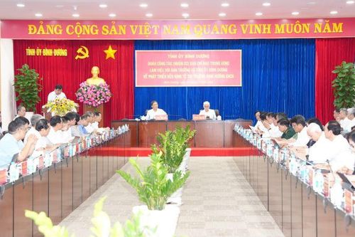 Bình Dương là điểm sáng về phát triển kinh tế thị trường định hướng xã hội chủ nghĩa