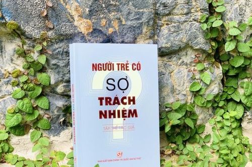 Xuất bản cuốn sách 'Người trẻ có sợ trách nhiệm?'