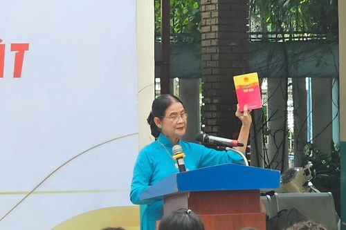 Học viện Tư pháp tuyên truyền cho học sinh 'Sống có đạo đức, sống theo pháp luật'