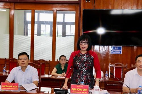 Thứ trưởng Bộ Tư pháp Đặng Hoàng Oanh làm việc tại Yên Bái