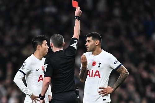 Nhận 2 thẻ đỏ, Tottenham thua ngược Chelsea đầy cay đắng