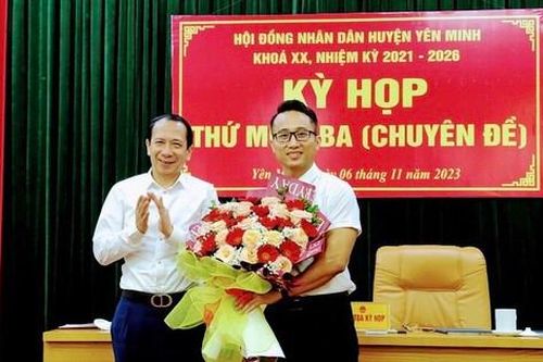 Cán bộ Văn phòng UBND tỉnh Hà Giang giữ chức Phó Chủ tịch huyện