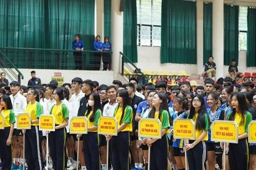 18 đội tưng bừng tranh tài ở VCK giải bóng chuyền sinh viên toàn quốc 2023