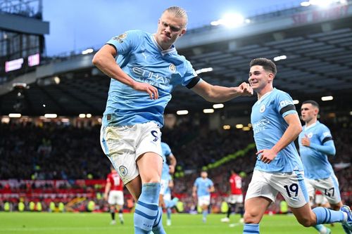 Chỉ 1 đội có thể ngáng chân Man City giành Premier League mùa này