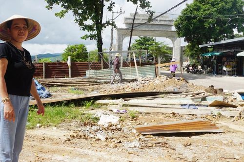Dân Đà Nẵng hiến đất mở rộng đường vào nghĩa trang liệt sĩ