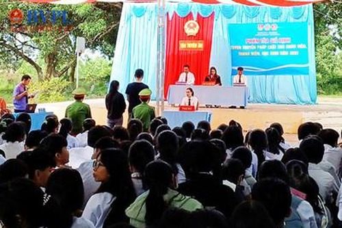 Tổ chức phiên tòa giả định tuyên truyền về phòng chống ma túy
