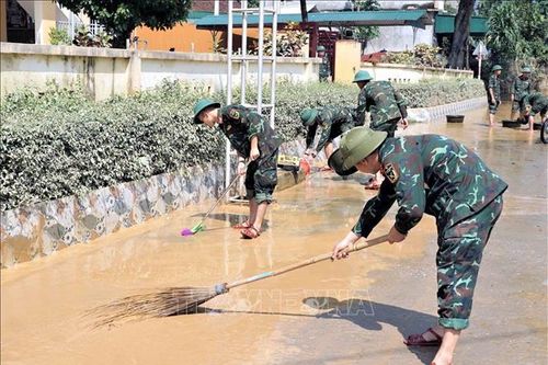 Xuất cấp hóa chất khử khuẩn hỗ trợ hai tỉnh Hà Tĩnh, Hòa Bình phòng, chống thiên tai, dịch bệnh