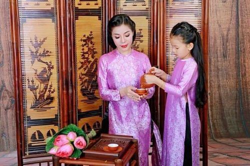 Phan Thu Hằng tiết lộ lý do 'mất tích' chuyển sang thiết kế trang sức
