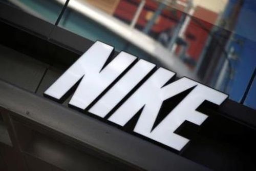 Nike kiện New Balance và Skechers vi phạm bản quyền công nghệ giày sneaker