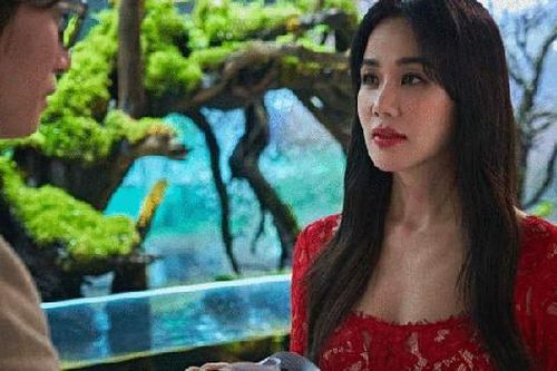 Sự trở lại của 'Madonna Hàn Quốc' Uhm Jung Hwa