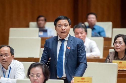 Bộ trưởng Bộ Giao thông vận tải nhận trách nhiệm về việc chậm triển khai các trạm dừng nghỉ