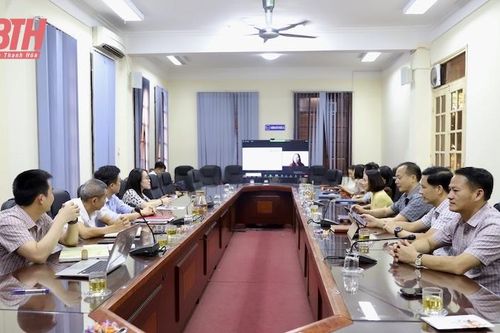 Nỗ lực cải thiện kỹ năng giao tiếp ứng xử theo mô hình AIDET cho nhân viên y tế