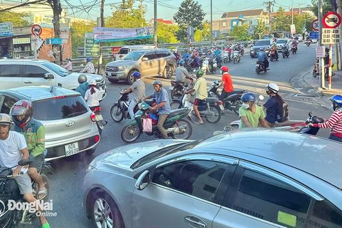 Những 'nút thắt cổ chai' ở 'siêu phường' Trảng Dài