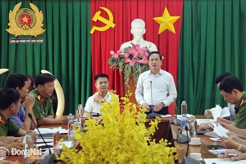 Giám sát công tác tiếp nhận tố giác, tin báo tội phạm tại Long Khánh