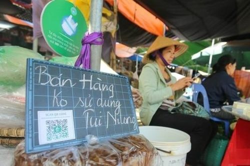 Đến hết năm 2024, Hà Nội phấn đấu 100% siêu thị không sử dụng túi nilon