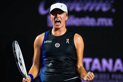 Iga Swiatek đăng quang WTA Finals 2023