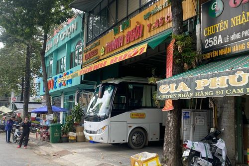 Yêu cầu Thành Bưởi không dùng ô tô kinh doanh sau khi bị tước giấy phép