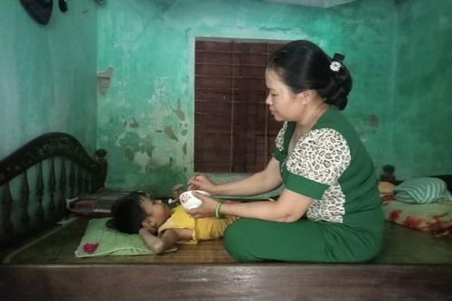 MS 887: Thương cảnh bé trai 6 tuổi mắc bệnh hiếm gặp không có tiền chữa trị