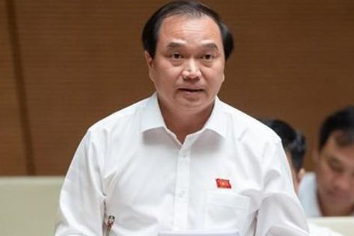 ĐBQH Nguyễn Công Hoàng chia sẻ giải pháp căn cơ để luôn đảm bảo đủ thuốc, trang thiết bị y tế
