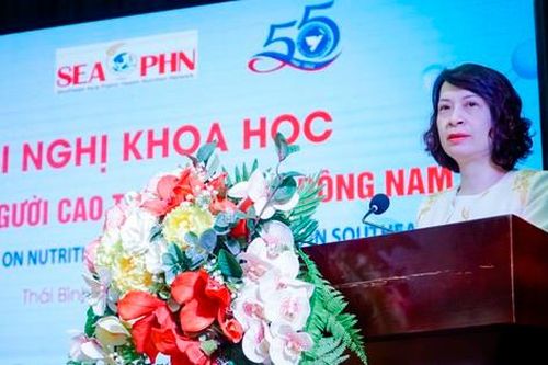 Đổi mới phương pháp tiếp cận trong chăm sóc dinh dưỡng cho người cao tuổi