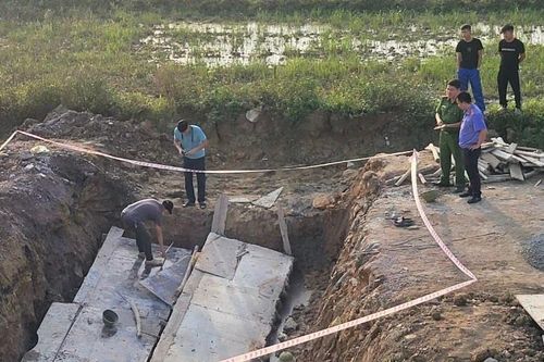 2 công nhân tử vong khi gỡ tấm đan cống hộp